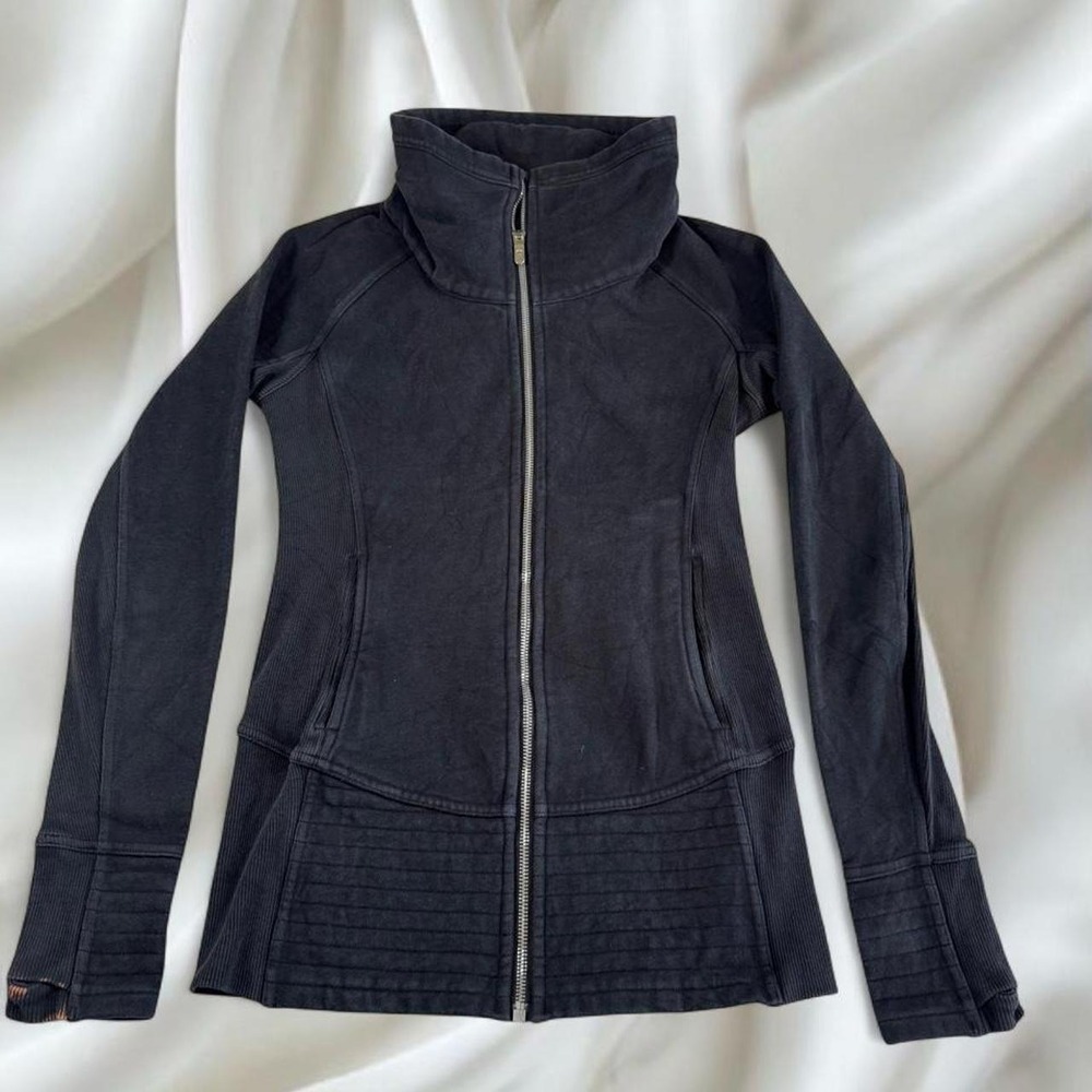 Lululemon faded black full zip scuba jacket y2k vintage athletic women's size 4